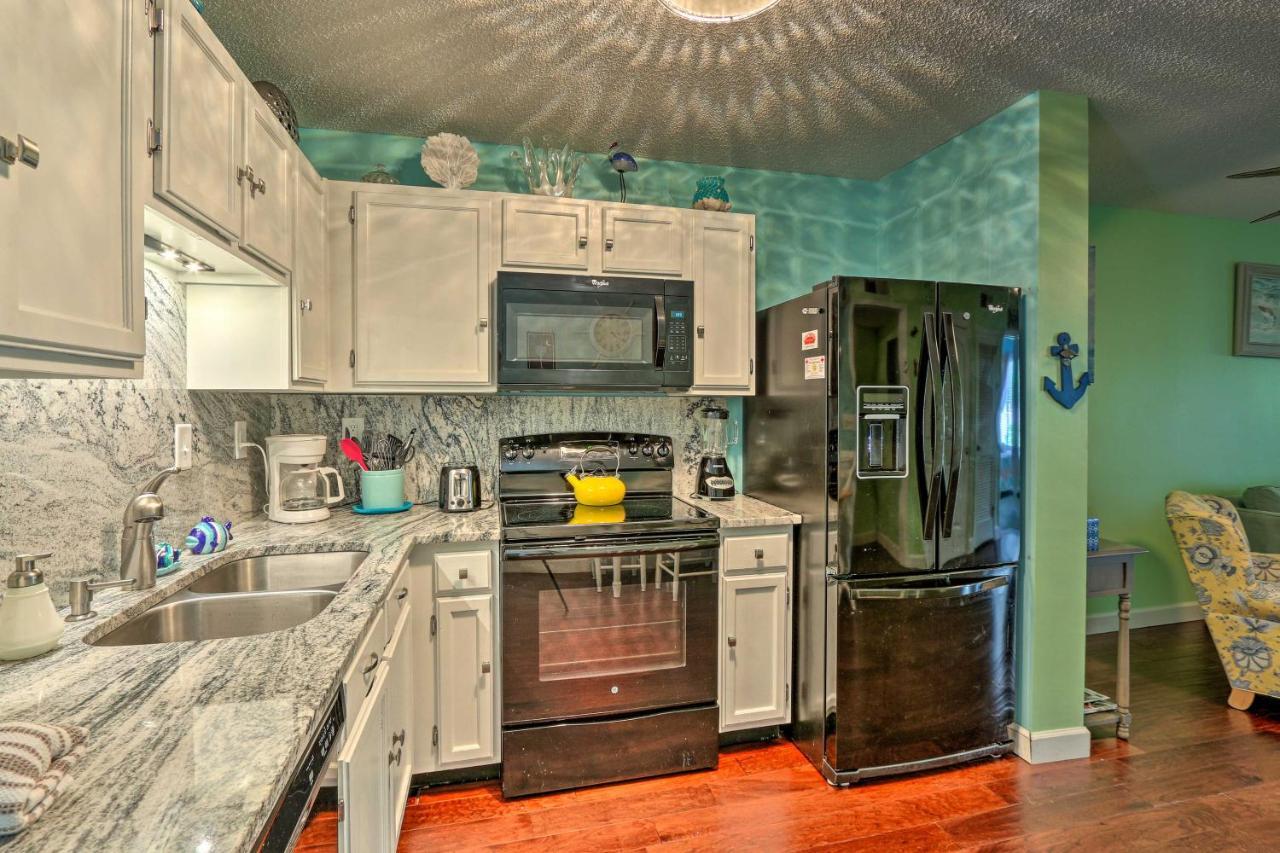 Colorful Hilton Head Condo With Beach And Pool Access! 힐튼 헤드 아일랜드 외부 사진